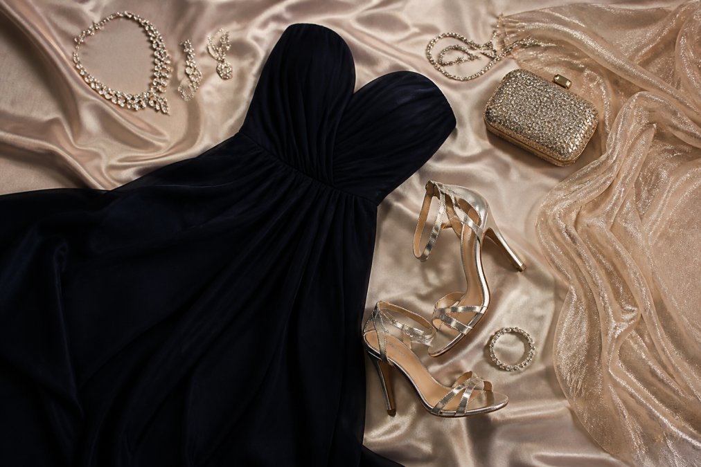 Best Accessories for Floor Length Evening Gowns