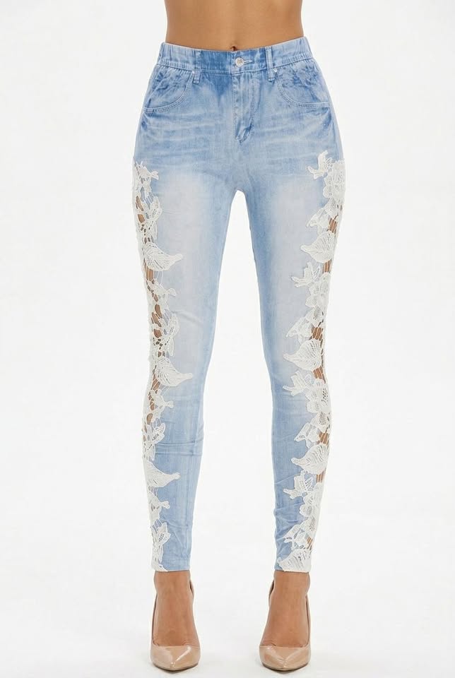Lyra højtaljede blegede skinny jeans i lyseblå