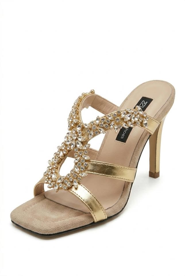 Sandalias de cuña Aura con pedrería, tiras cruzadas y diseño irregular