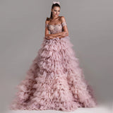 Robe de bal rose Aurora, épaules dénudées, ornée de perles et de clous